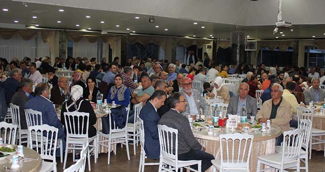 Esnaf Birlikleri iftar sofrasında buluştu