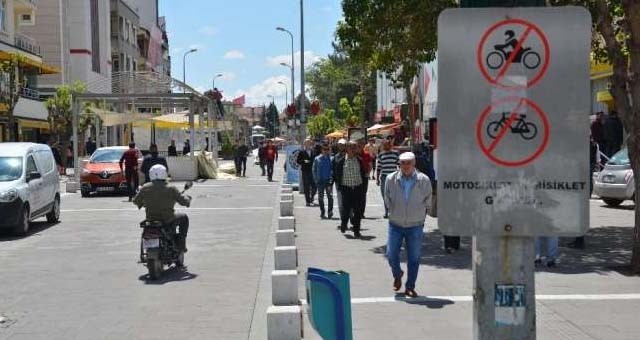 Bayram Dolayısıyla İsmetpaşa Caddesi 3 Günlüğüne Trafiğe Açılıyor