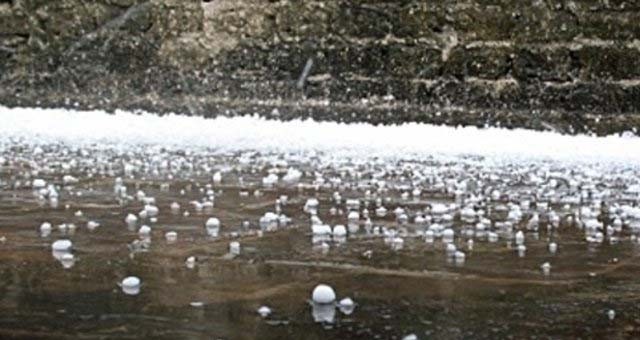 Dolu nedeniyle yaylada mahsur kalanları jandarma kurtardı