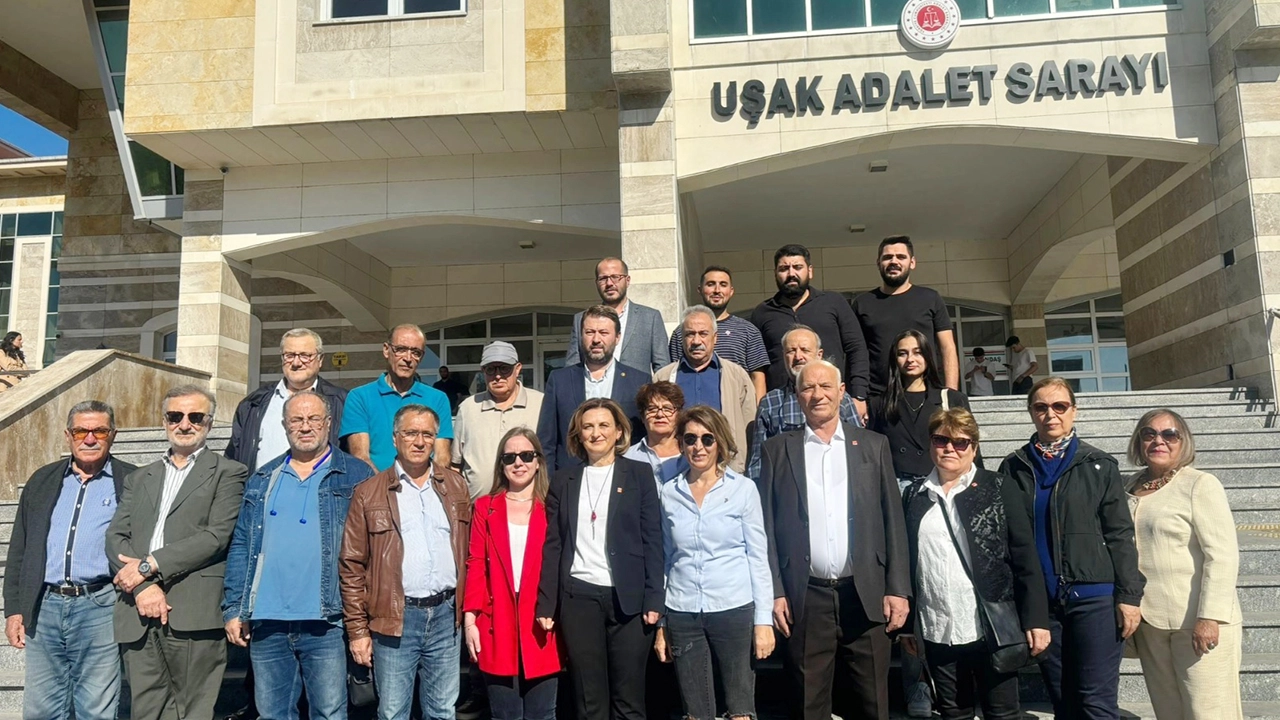 CHP Uşak İl Başkanı Sevinç Soyer Yazgan, Mazbatasına Kavuştu