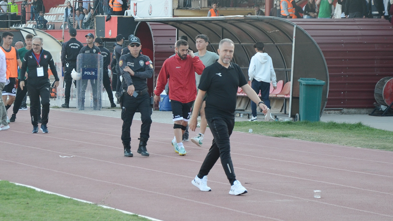 Uşakspor td. Nazım Gülay’dan, Hücum Oyuncularına Eleştiri