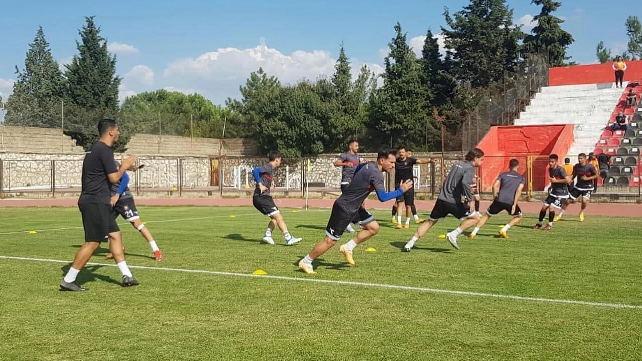 Uşakspor Arnavutköy Deplasmanında Puan veye Puanlar Arıyor