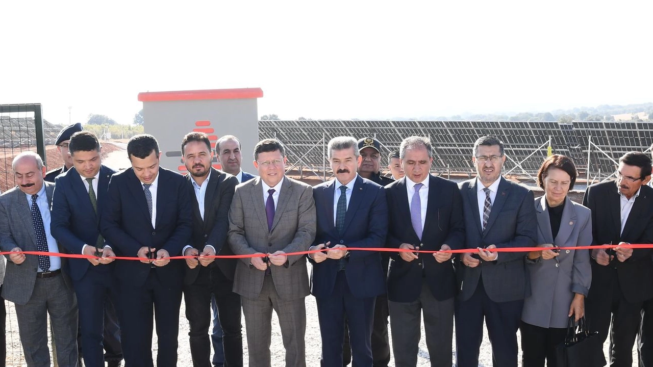 Banaz'da Güneş Enerji santrali açılışı gerçekleştirildi