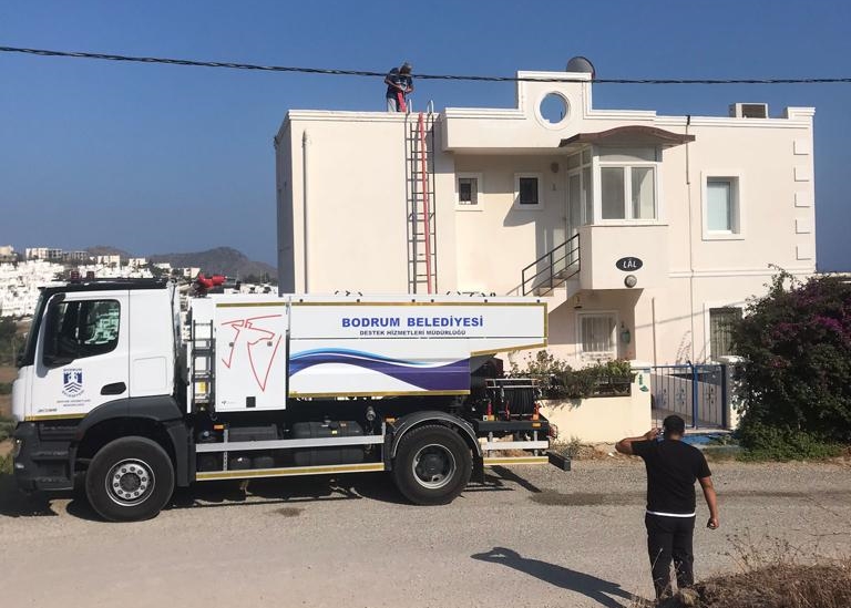 Bodrum'da su sorunu bitmek bilmiyor, Tankerle çözüm aranıyor...