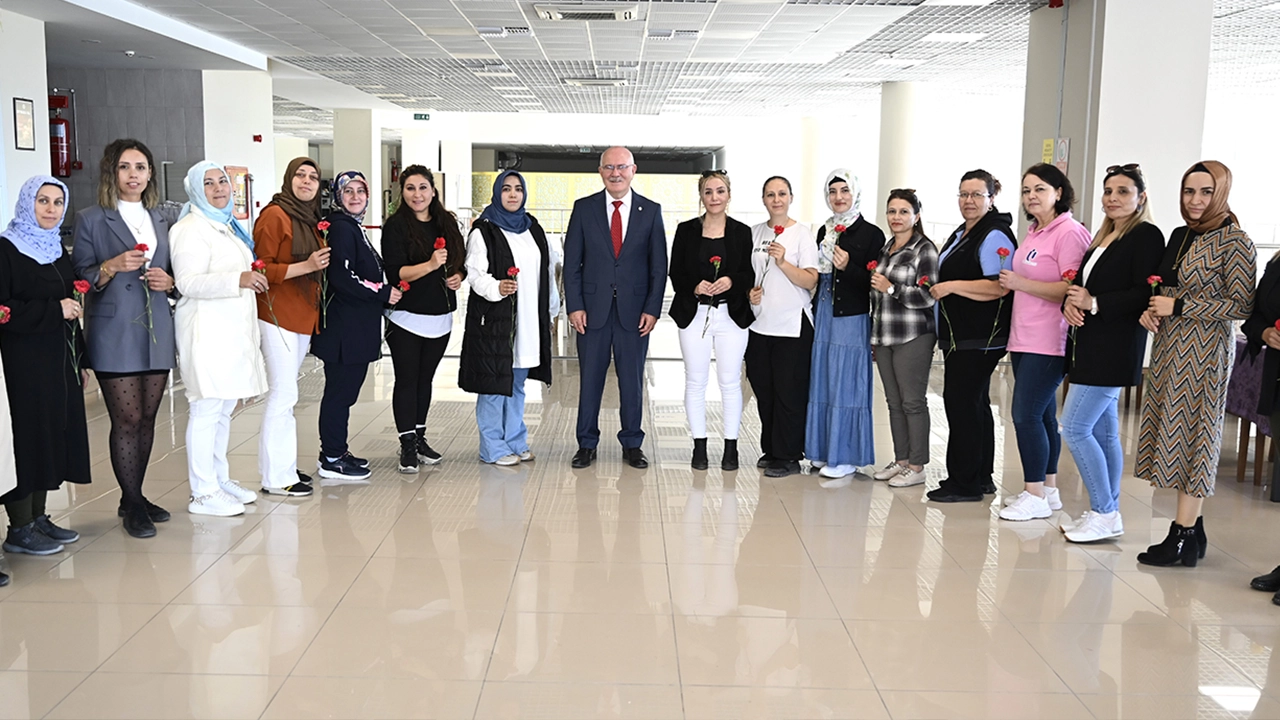 Rektör Savaş, "Öğrenmenin Yaşı Yok"