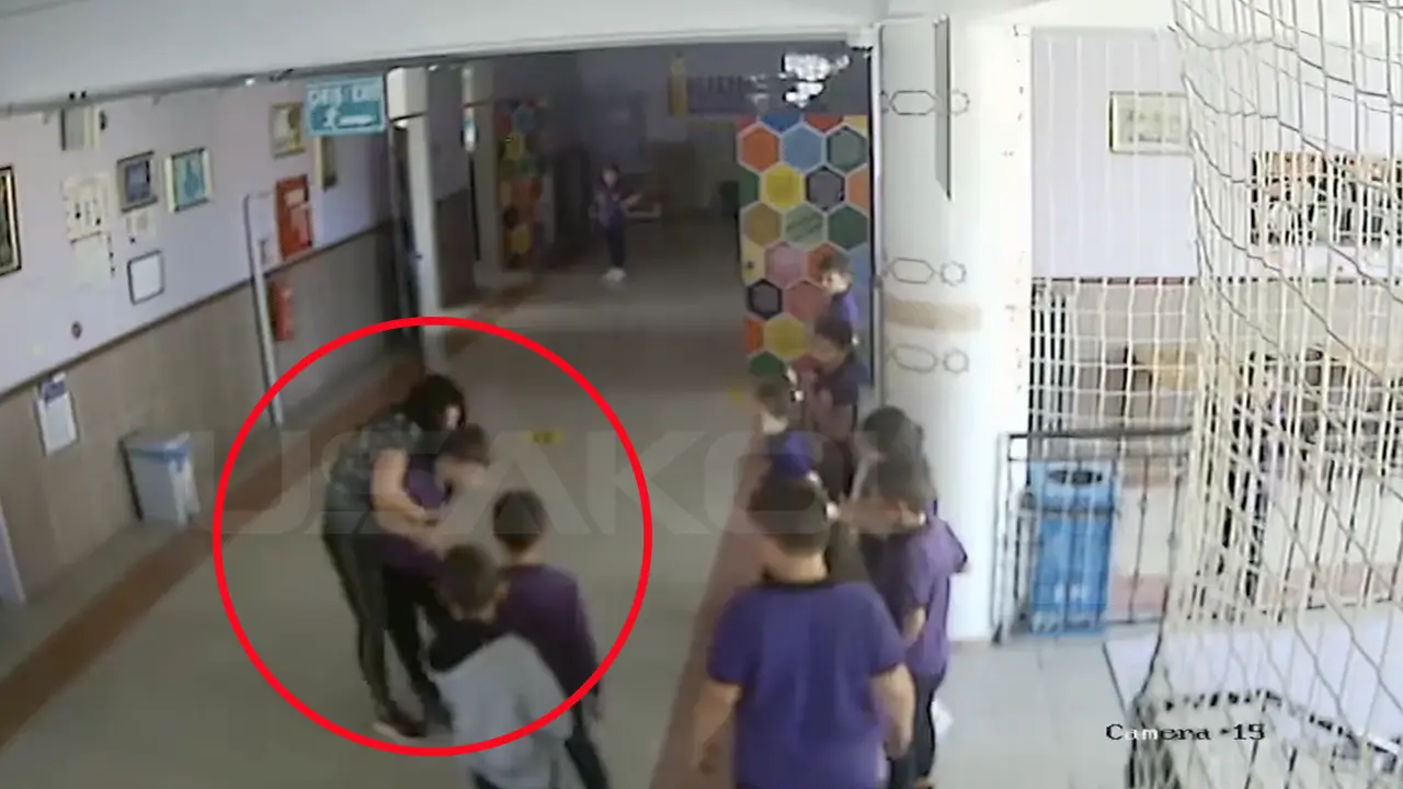 Uşak'ta Öğretmen Öğrencisinin Hayatını Kurtardı, O anlar kameraya yansıdı!