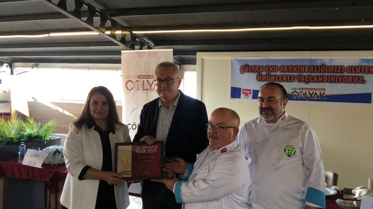 Uşak Çölyak PKU Elele Derneği, "En İyi Tarhana Pişirme" Yarışması düzenledi