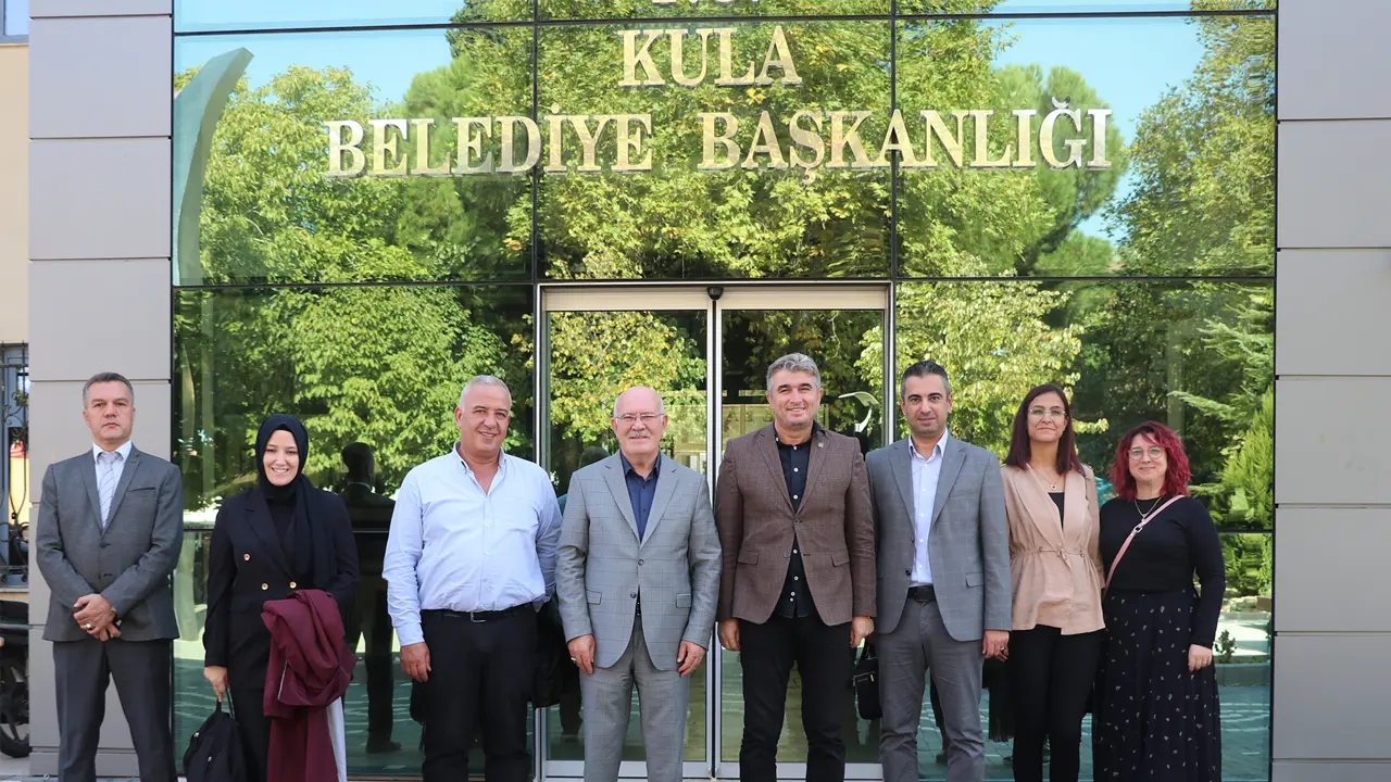 Uşak Üniversitesi Heyeti Deri Sektörü için Kula'yı Ziyaret Etti