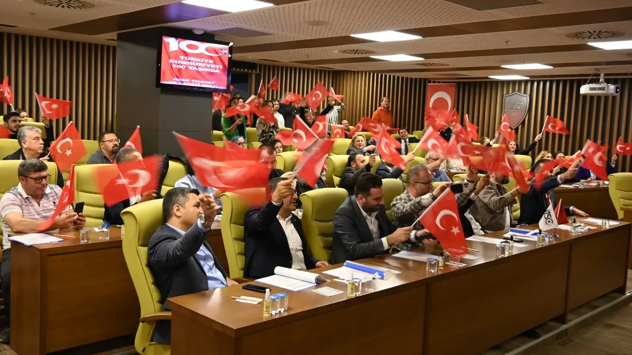 UTSO’DA Cumhuriyet Coşkusu ile Komite Toplantısı yapıldı