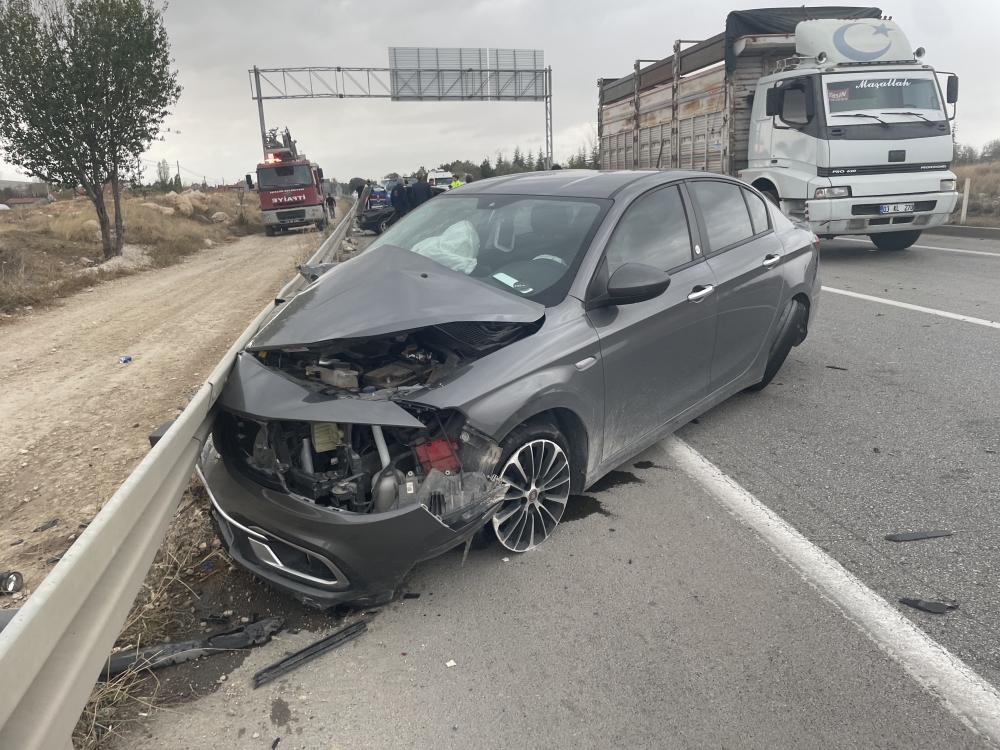 Afyonkarahisar'da  kaza 1 kişi öldü, çok sayıda yaralı var