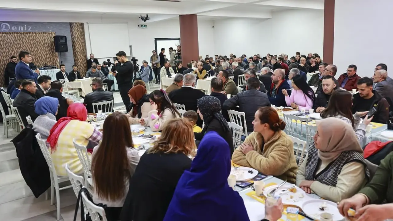 Uşak Belediyesi, Vatandaşlarla Kahvaltıda Buluştu