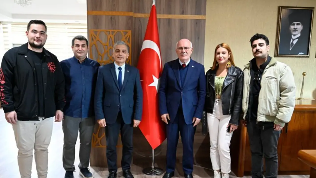 Uşak Üniversitesi İletişim Fakültesi Öğrencilerinden Gurur Veren Başarı!