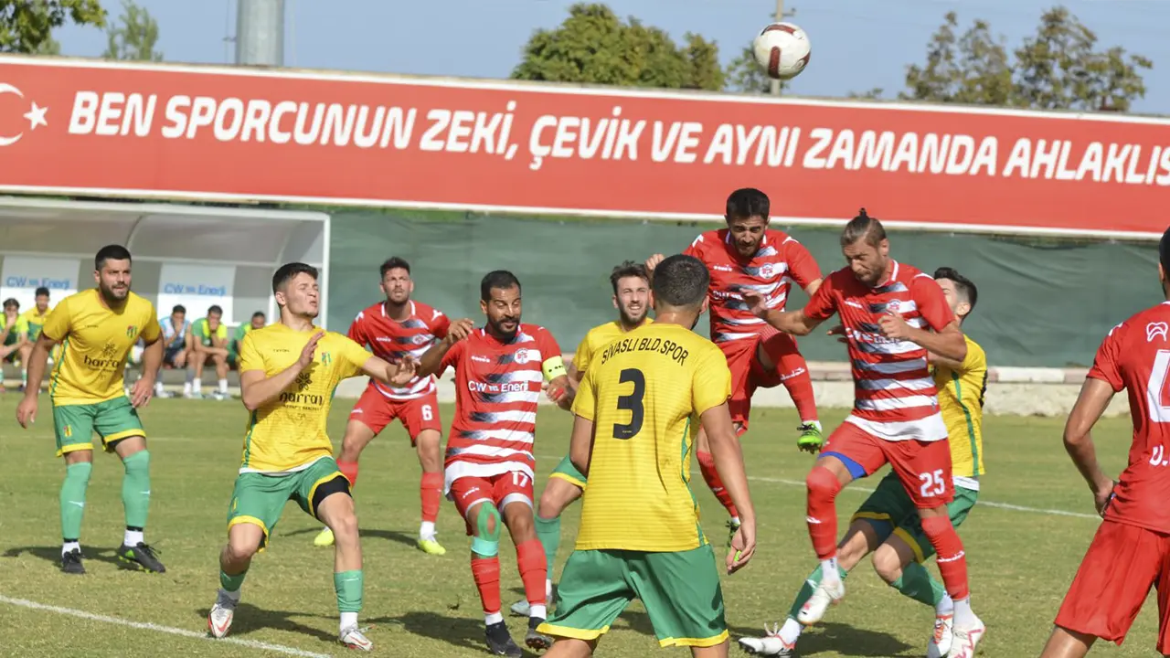 Sivaslı Belediyespor Kumluca Belediyespor'a Mağlup Oldu: 0-2