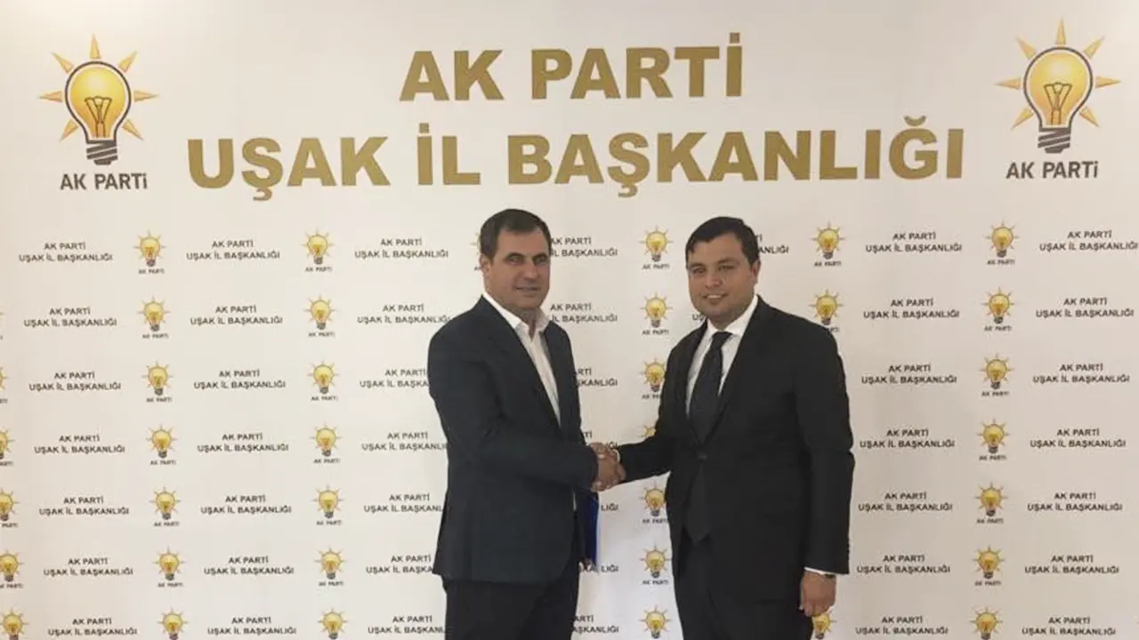 Uşak Belediye Başkanlığı İçin İstifa Etti