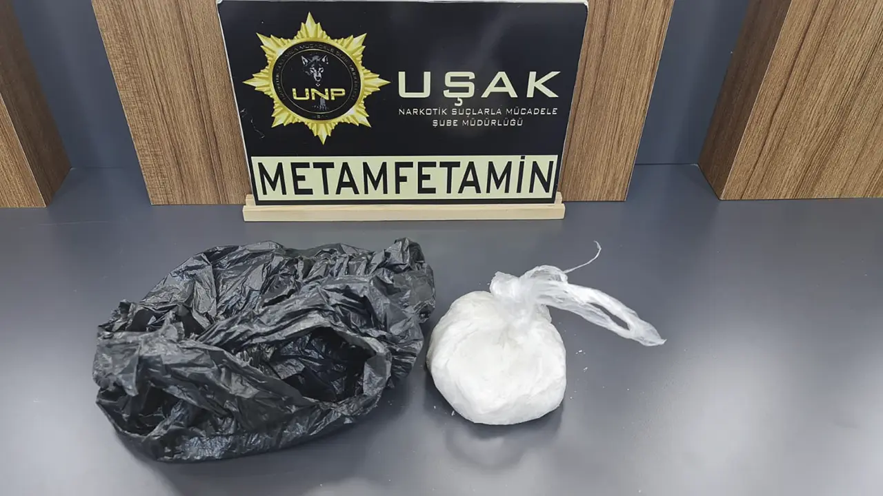 Uşak'ta 412 Gram Uyuşturucu Yakalandı