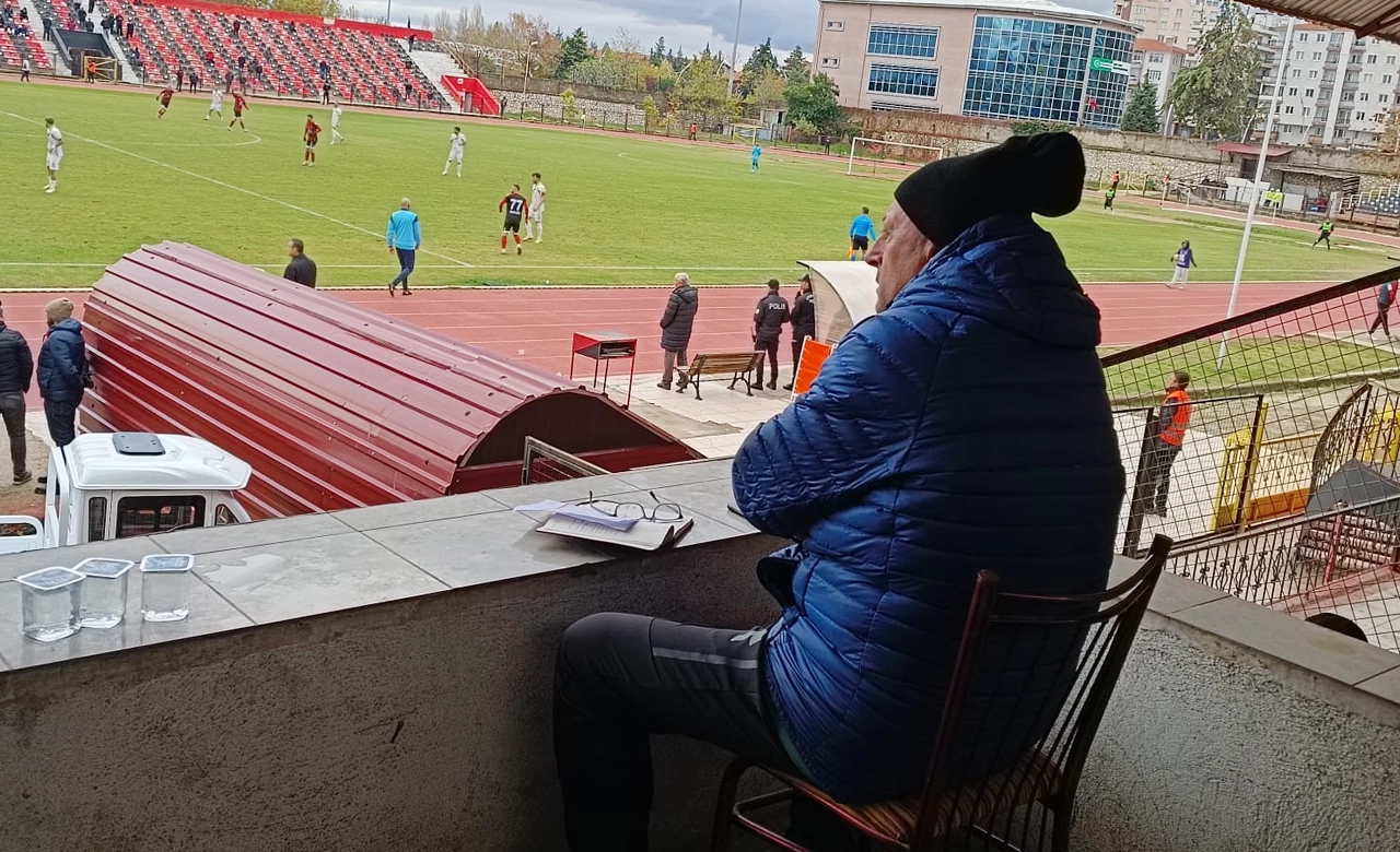 Uşakspor'dan Kaçan Kaçana!