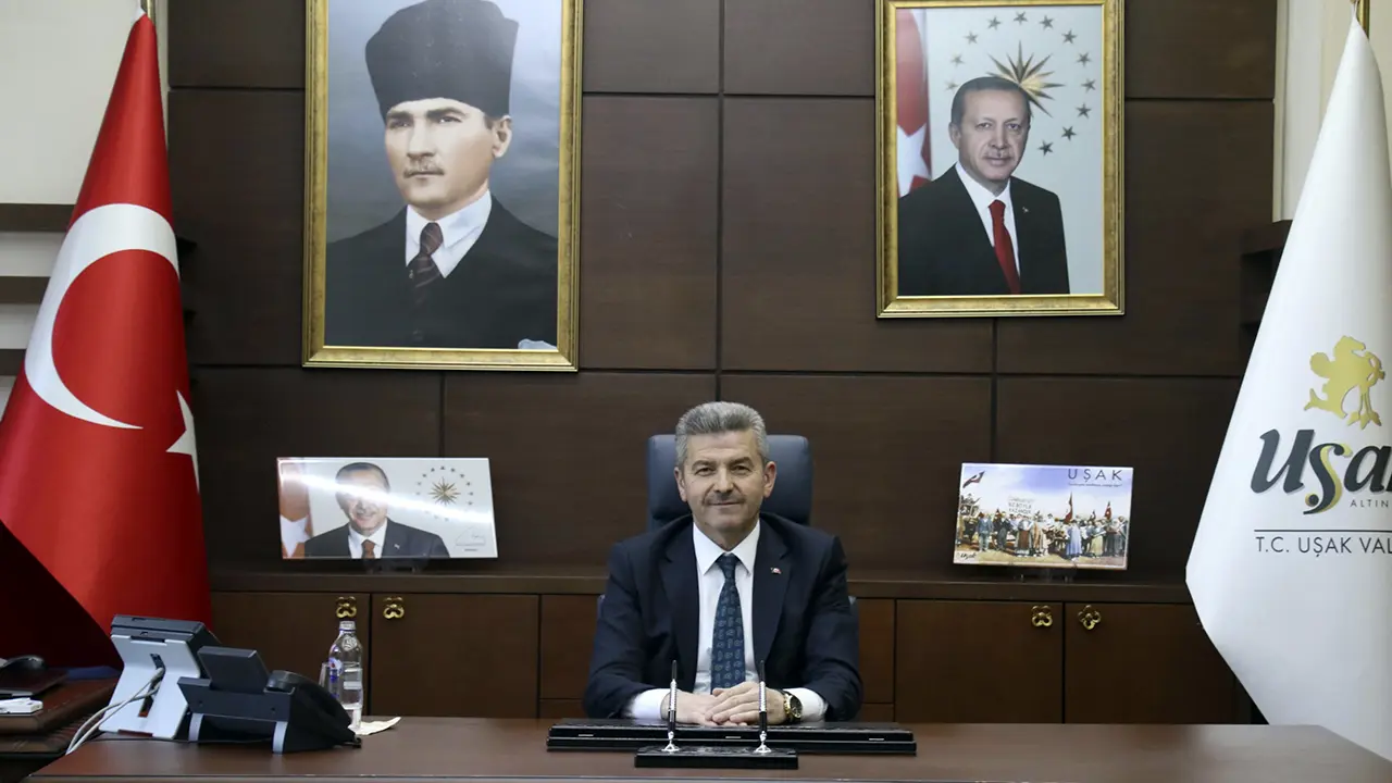 Vali Dr. Turan Ergün'ün 24 Kasım Öğretmenler Günü Mesajı