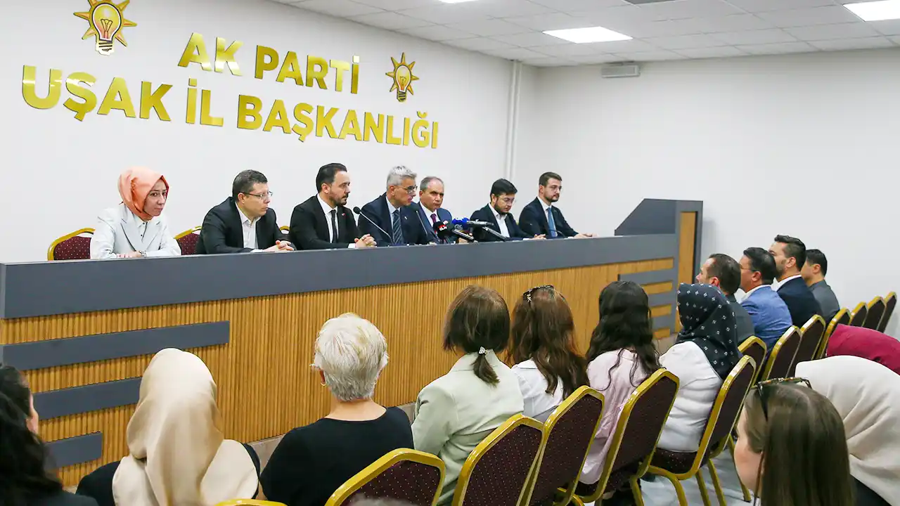 Bakan Memişoğlu Uşak Ak Parti2