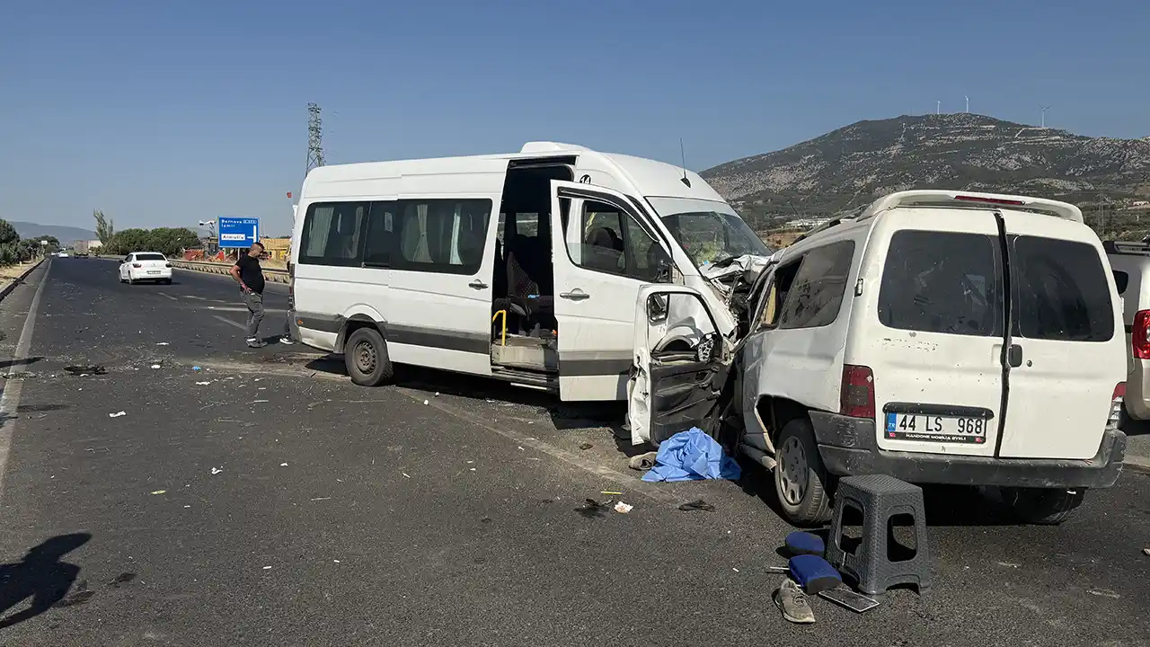 Uşak Izmir Kaza 1 Ölü 12 Yaralı1