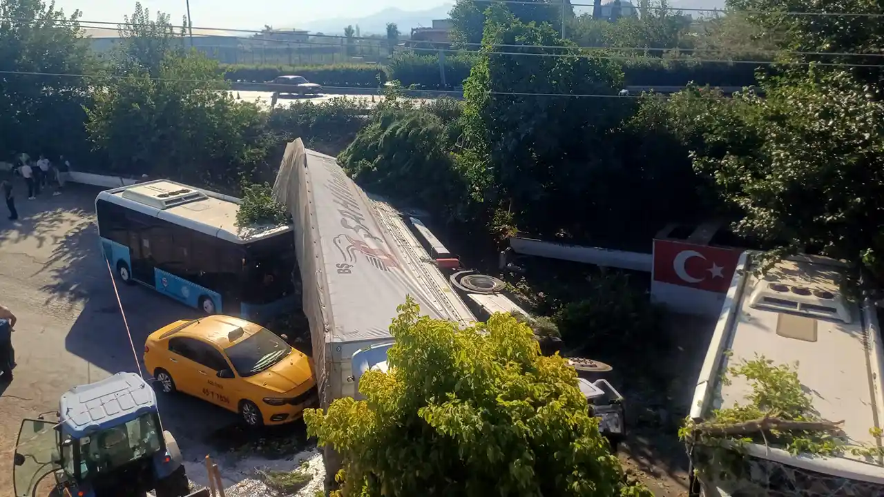 Salihli Uşak Tır Kaza Ölü2