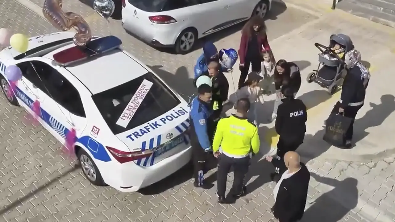 Uşak’ta Şehit Kızı Zeynep Erva’ya Duygulandıran Doğum Günü Sürprizi 3