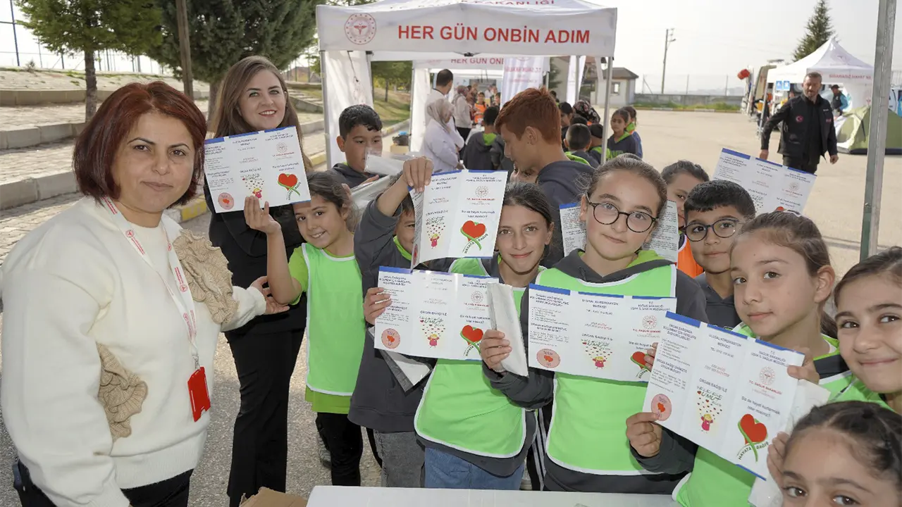 Uşak’ta Çocuklara Sağlıklı Yaşam Bilinci Aşılandı 1