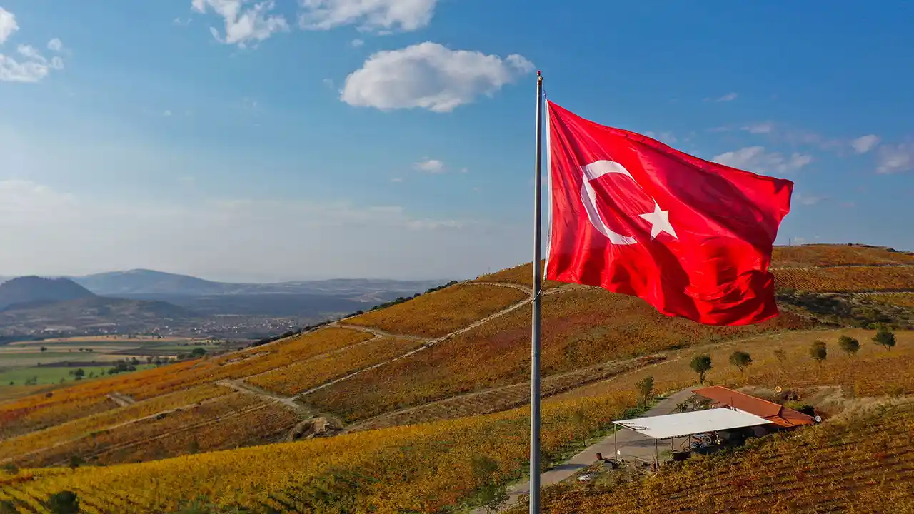 Yanık Ülke Uşak3