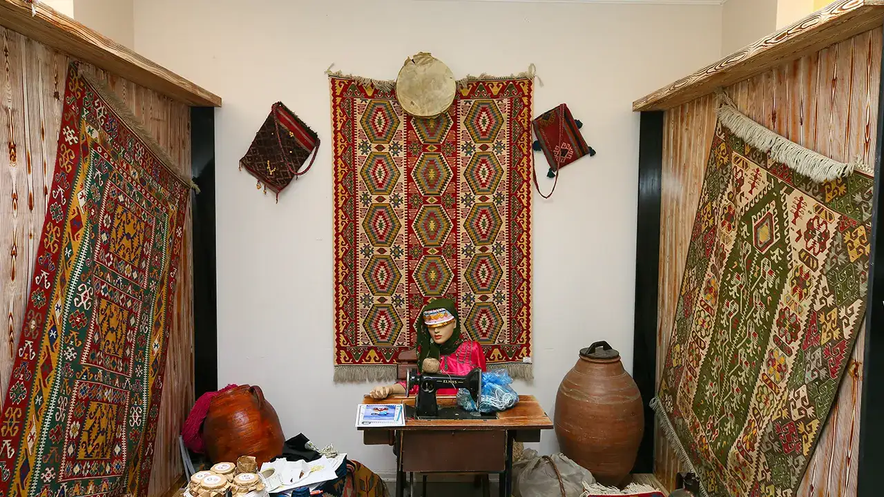 esme-kilim-usak2