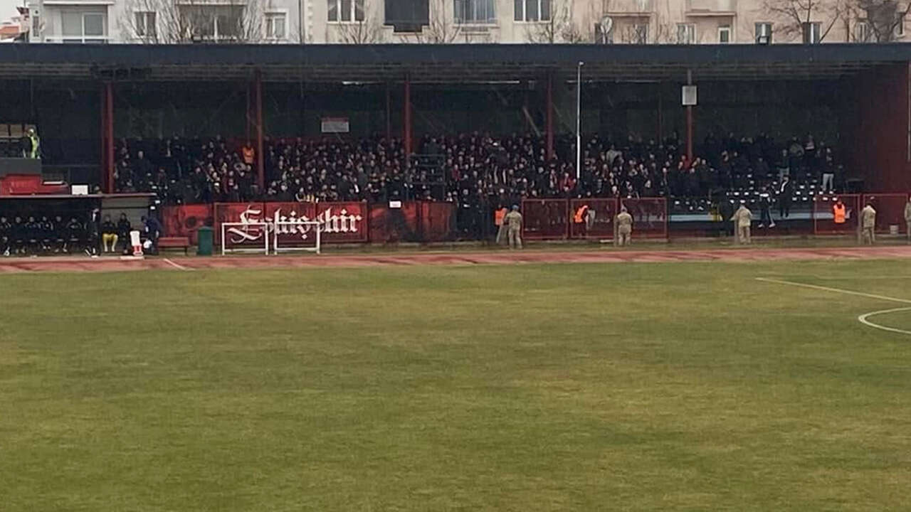 kapali-c-tribun-eskisehir