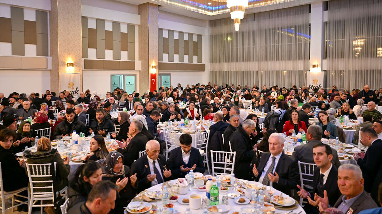vali-aktas-sehit-gazi-iftar-yemegi2