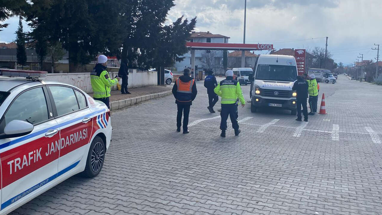 sivasli-okul-servisleri-denetim