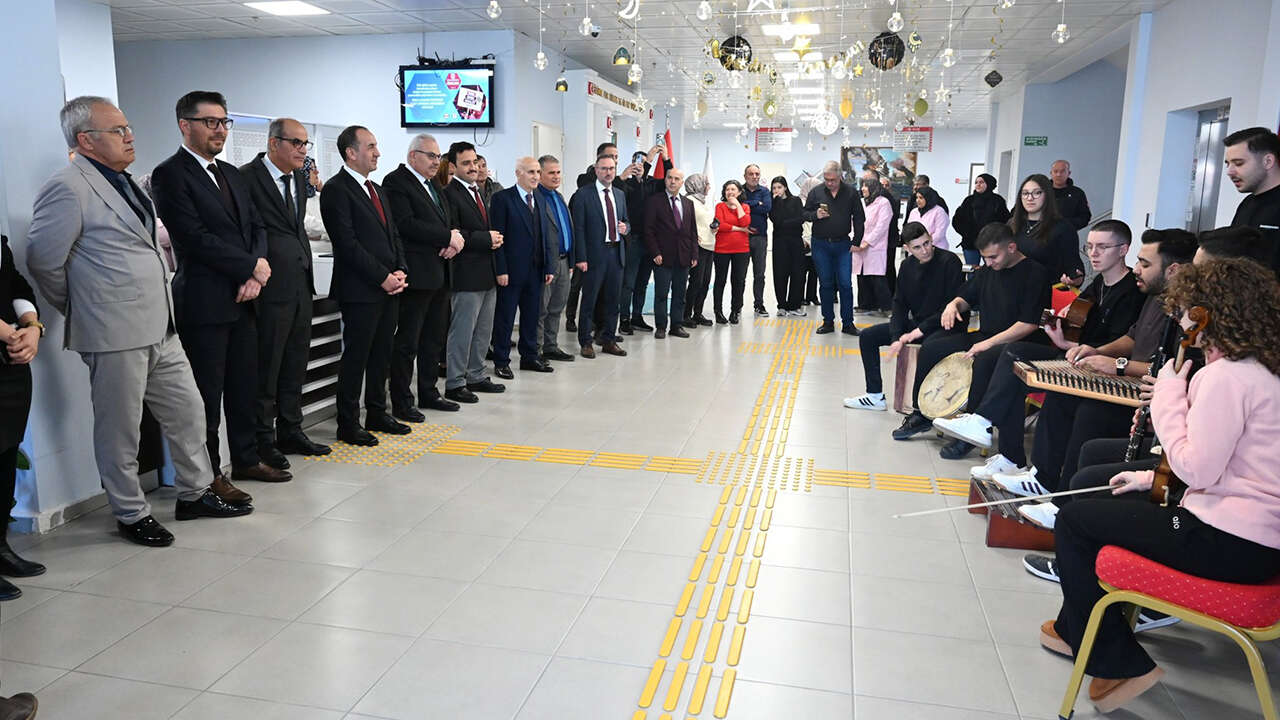 ramazan-ilahi-dinletisi1