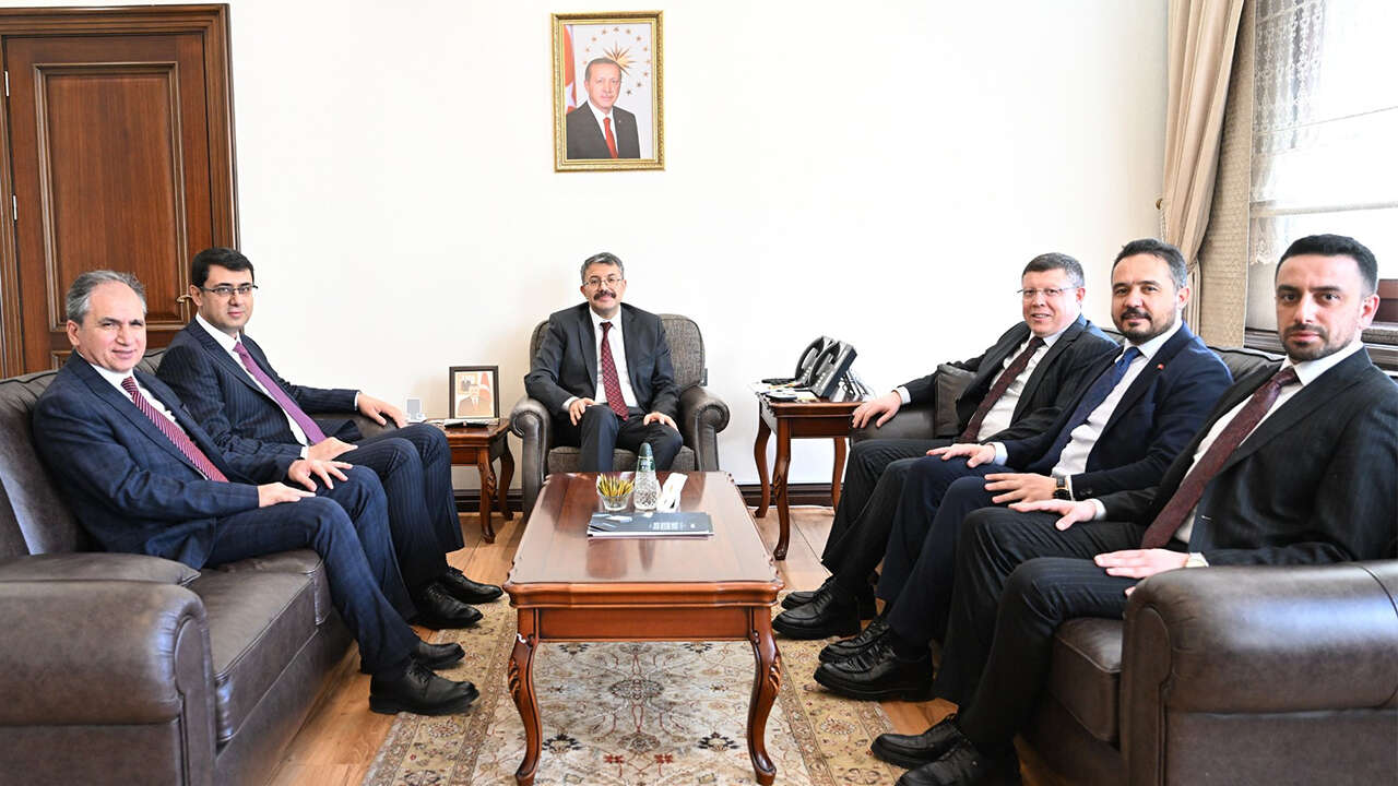 ankara-da-usak-zirvesi2