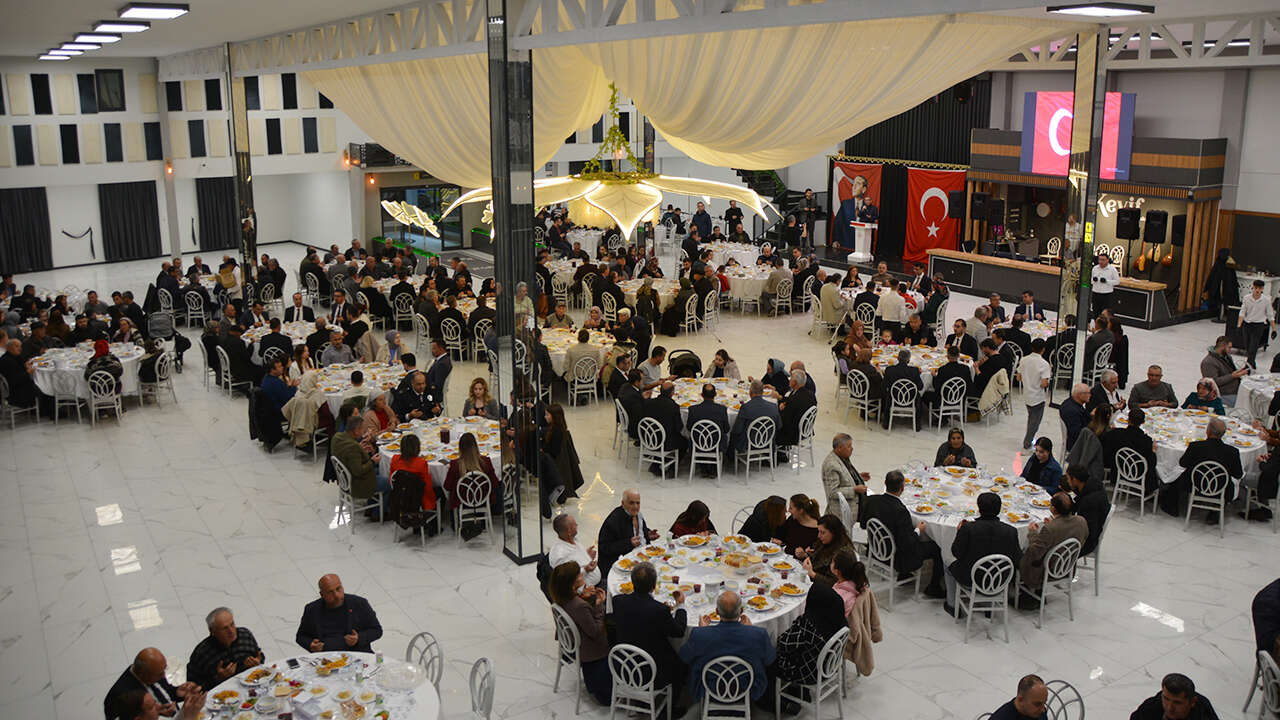 vali-serdar-kartal-sehit-gazi-iftar3