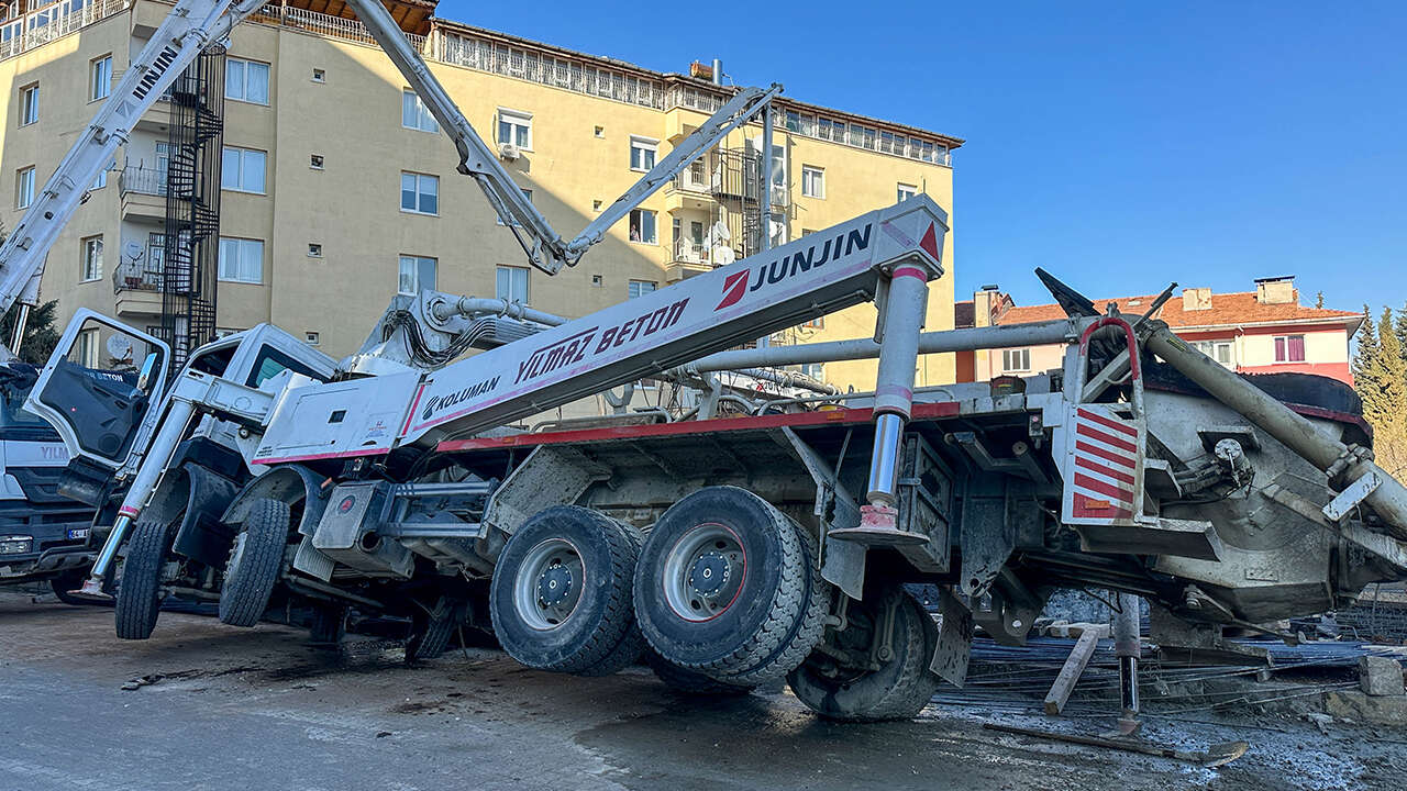 beton-pompasi-dusme-kaza-olum-usak4