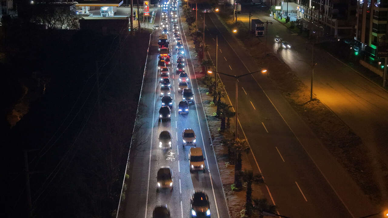 bayram-donusu-trafik-cilesi-usak-izmir1
