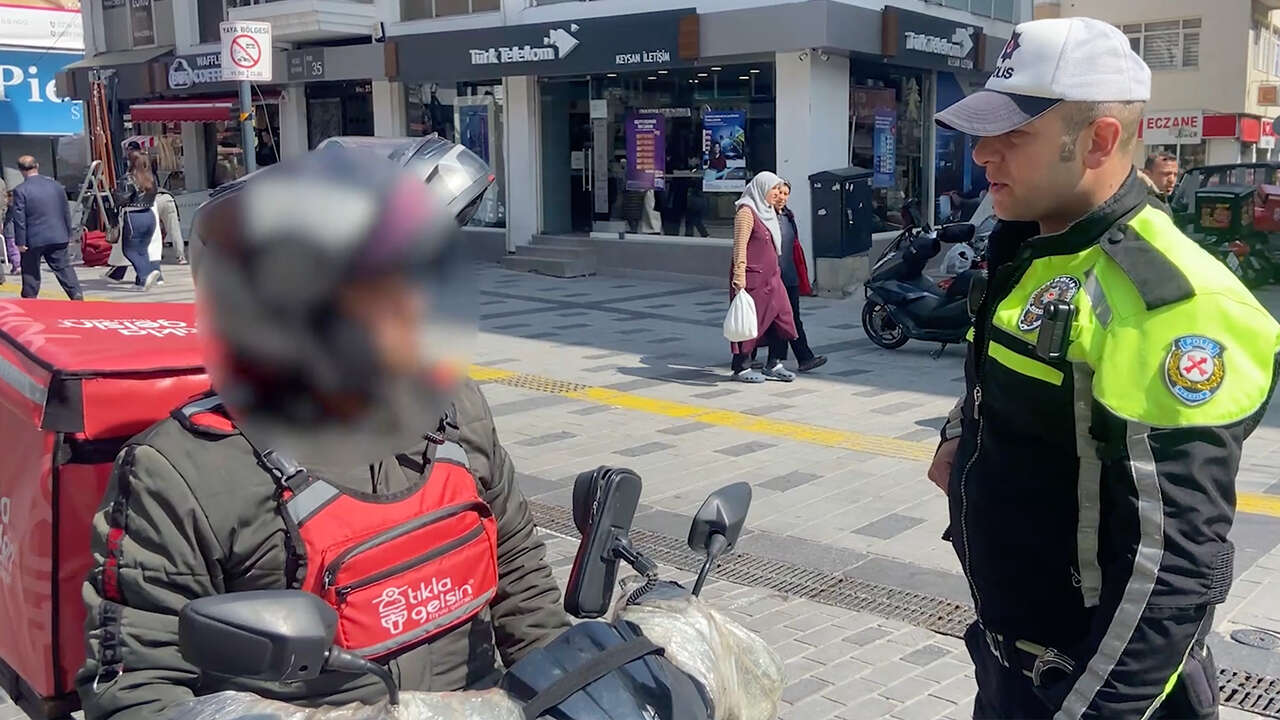 ismet-pasa-caddesi-motosiklet-ceza1