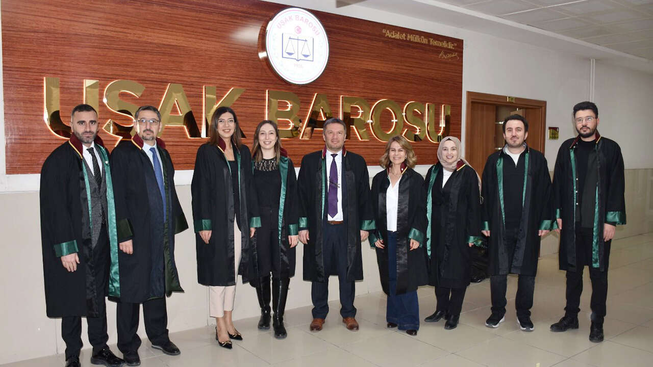 usak-baro-baskani-avukatlar-gunu2