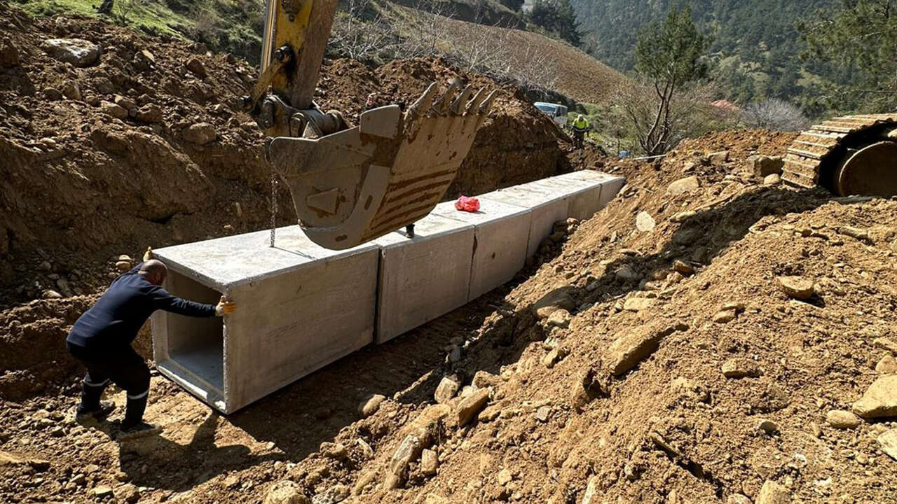 eskiguney-ve-pasacioglu-koy-yol-calisma3