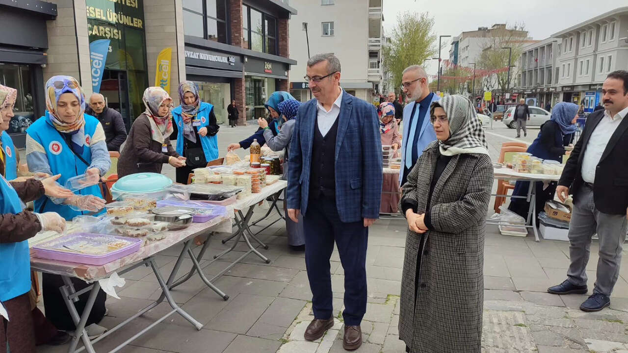 usak-muftuluk-kermes-ogrenci