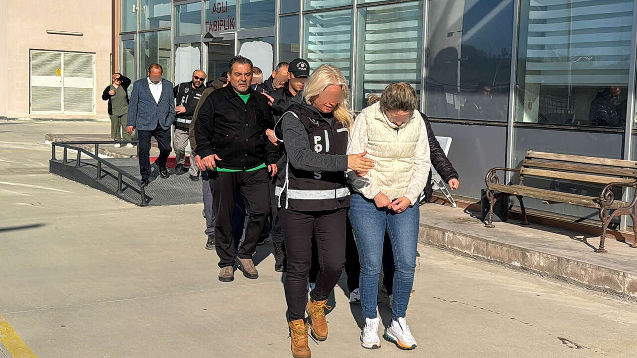 esme-yilmaz-tozan-adliye-sevk-yeni1