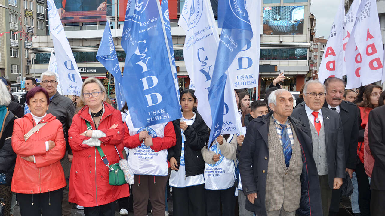 chp-usak-23-celenk-sunma2