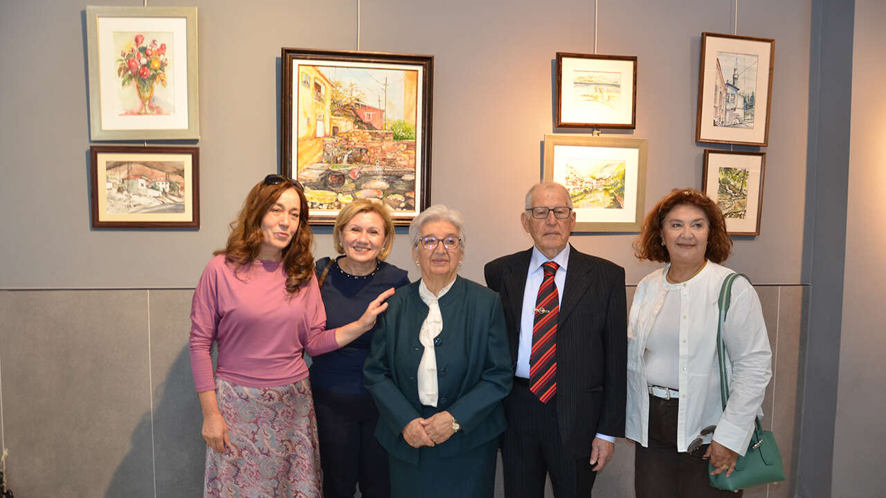 unzile-melahat-erturk-resim-sergi-usak1