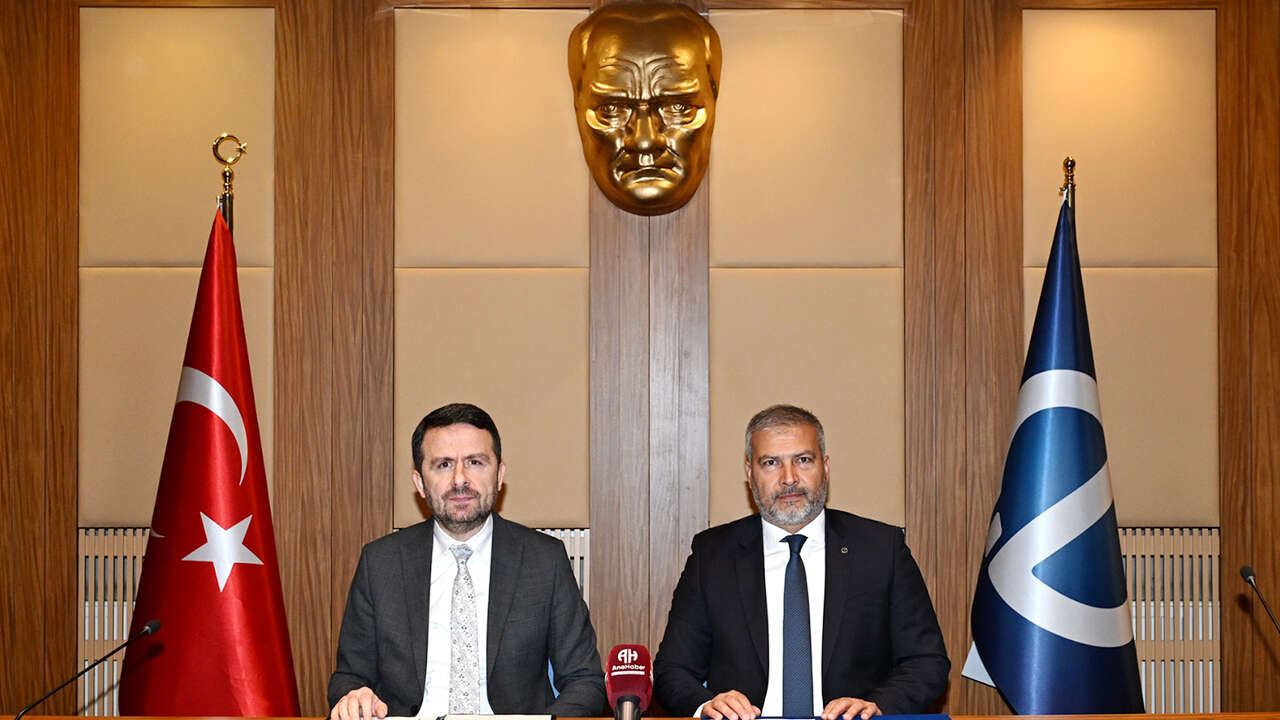 basin-ilan-anadolu-universitesi-protokol1