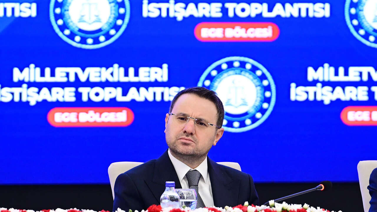 ak-parti-usak-milletvekilleri-akin-gurlek-gorusme1