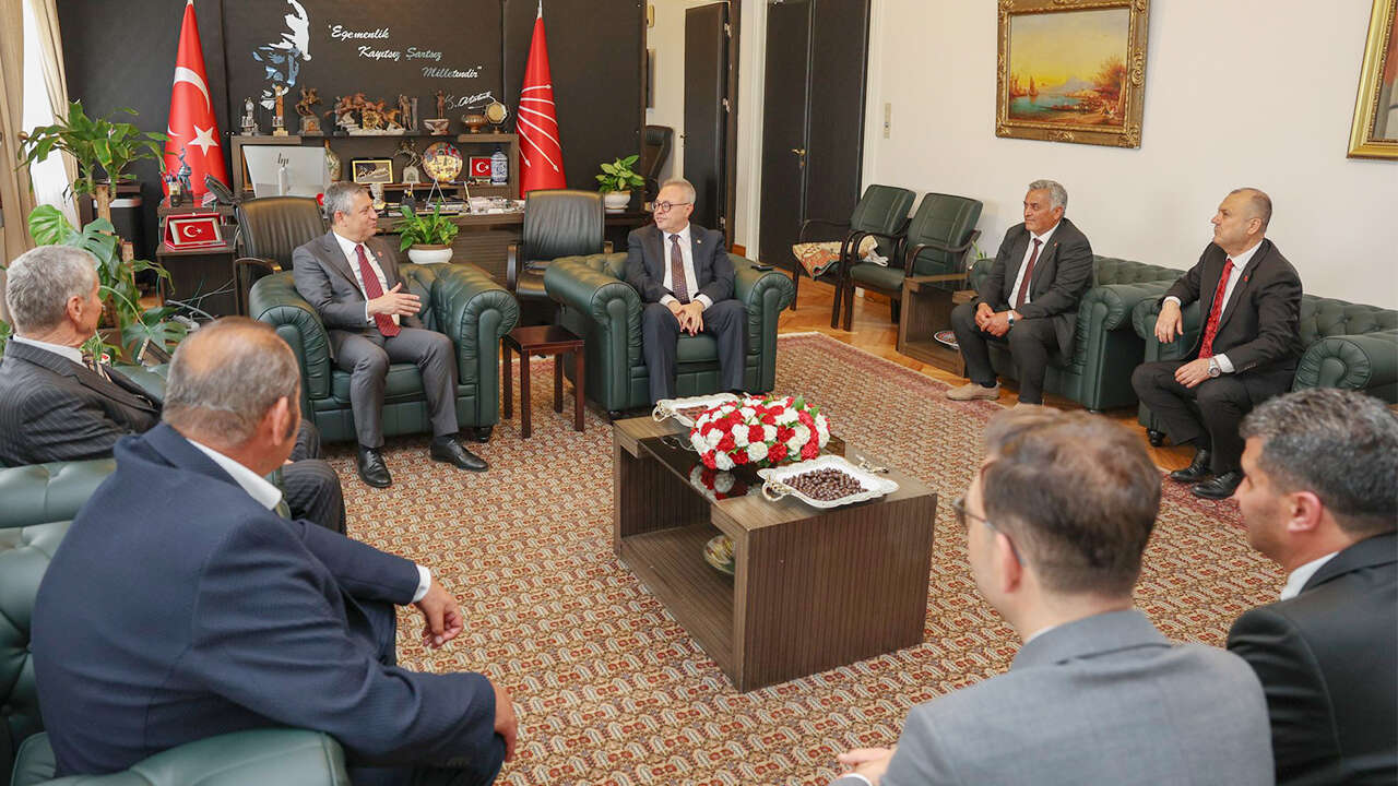 chp-esme-ozgur-ozel-ziyaret2