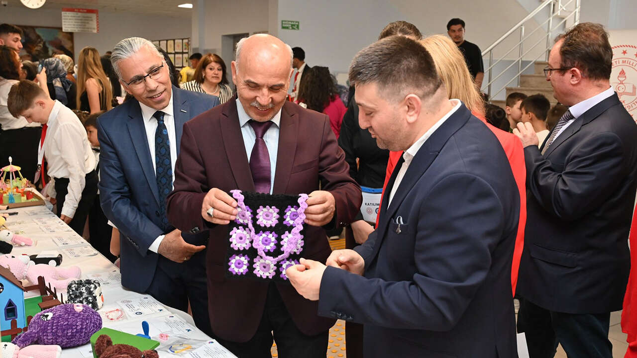 tasarimina-merhaba-de-sergi-milli-egitim4