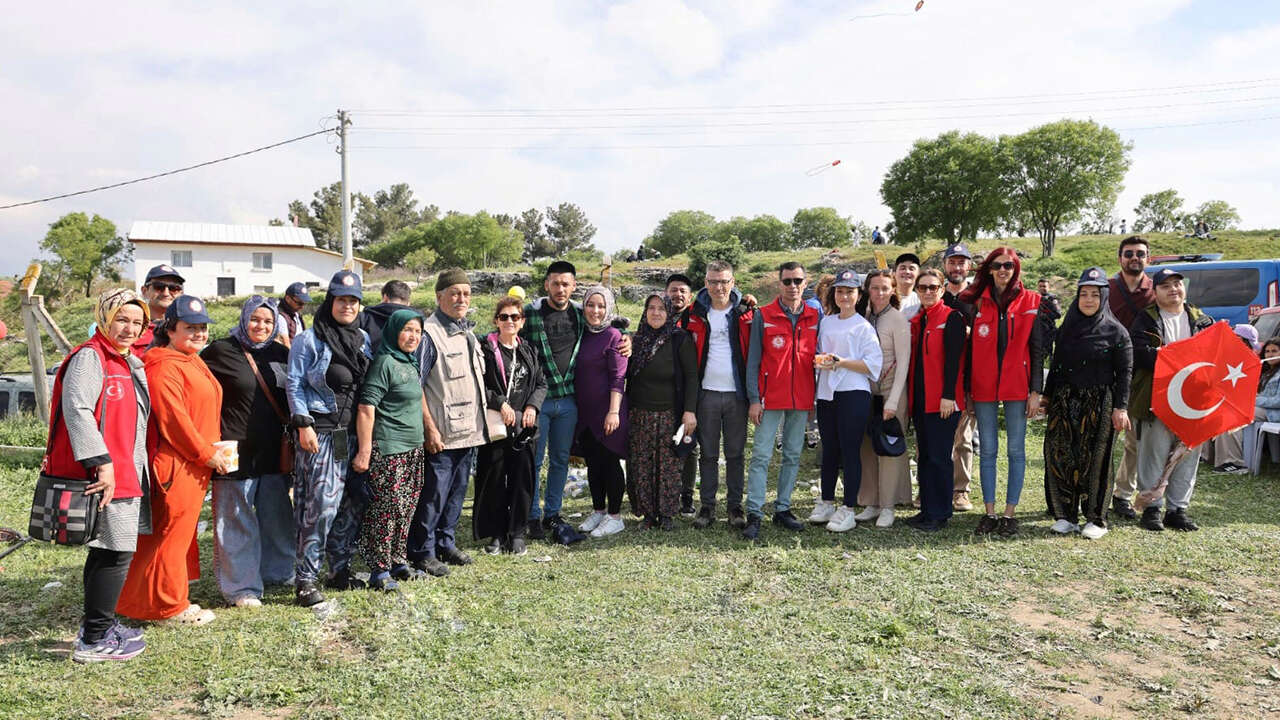 ucurtma-ve-aile-senligi-ozel-idare