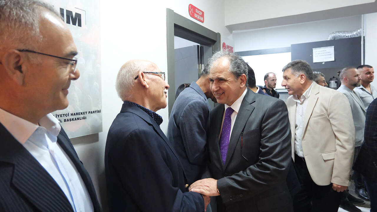 akp-mhp-bayramlasma-usak2