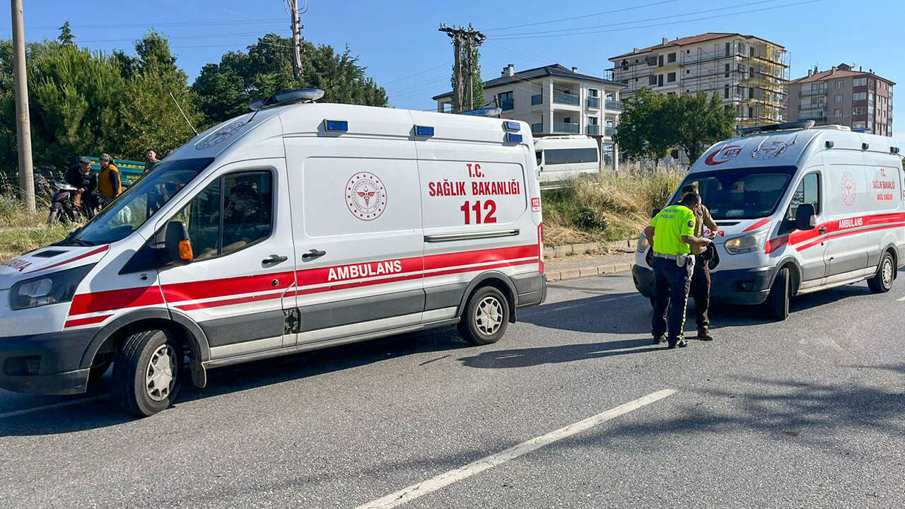 banaz-zincirleme-kaza-4-yarali1